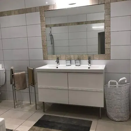 Apartamento Crew House 10 Beds *
